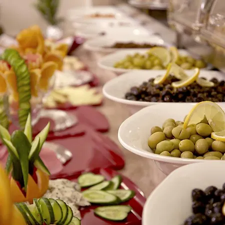 Marmara Place Old Hotel 4*