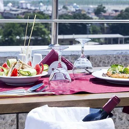 Hotel Marmara Place Old 3*
