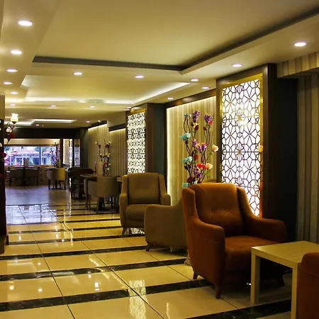 Marmara Place Old Hotel Istanboel